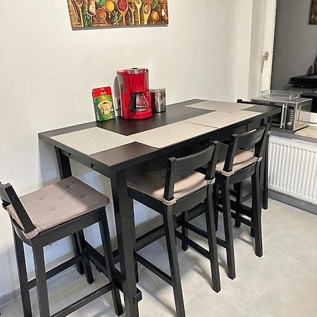 One100 I Appartment Am Schaufenster Fischereihafen Μπρέμερχαφεν Εξωτερικό φωτογραφία